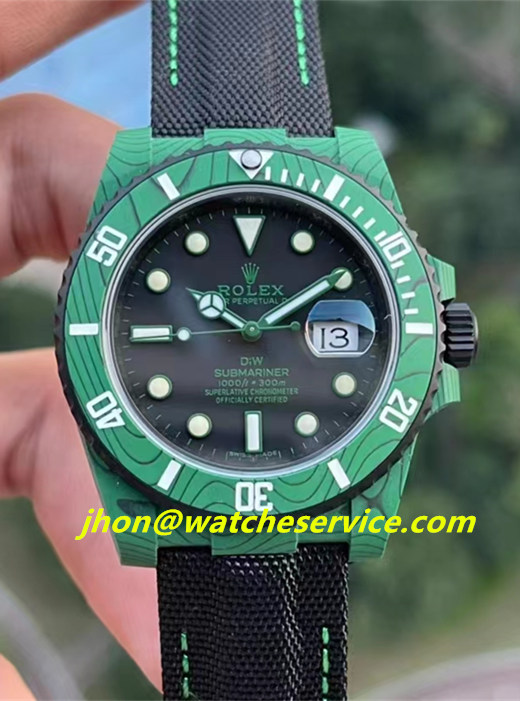 Rolex Hulk Diw Carbon Clone Date Green Submariner